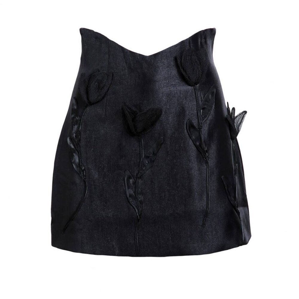BEULAH STYLE Floral Applique V-Cut Waist Mini Pencil Skirt
